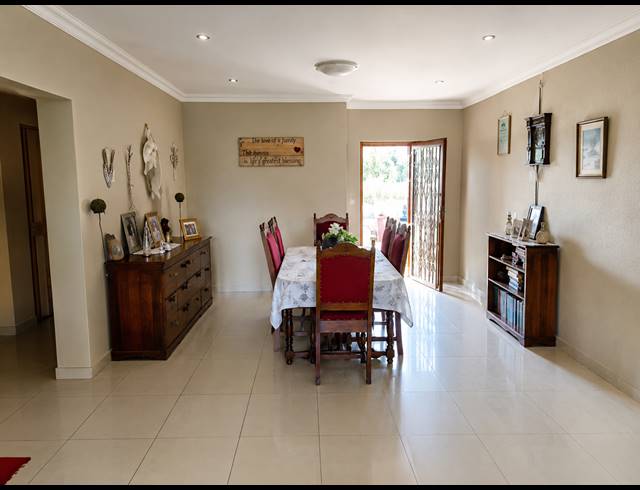 3 BEDROOM HOUSE FOR SALE IN ROTHDENE